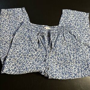 GAP Blue and White Patterned Pants